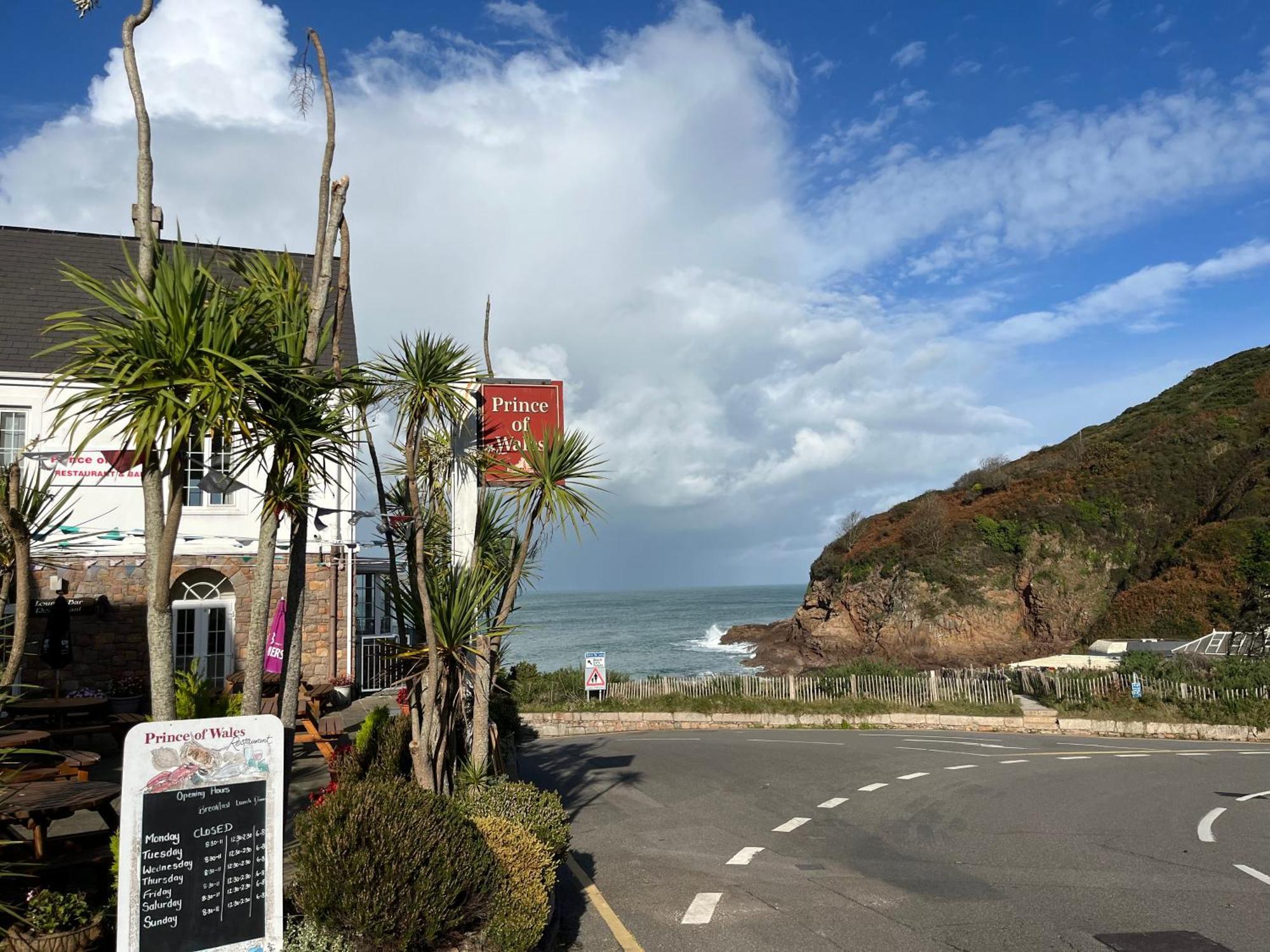 The Prince Of Wales Hotel St Ouen's Luaran gambar